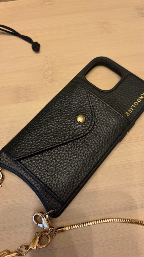 BANDOLIER スマホショルダー スマホケースiphone15