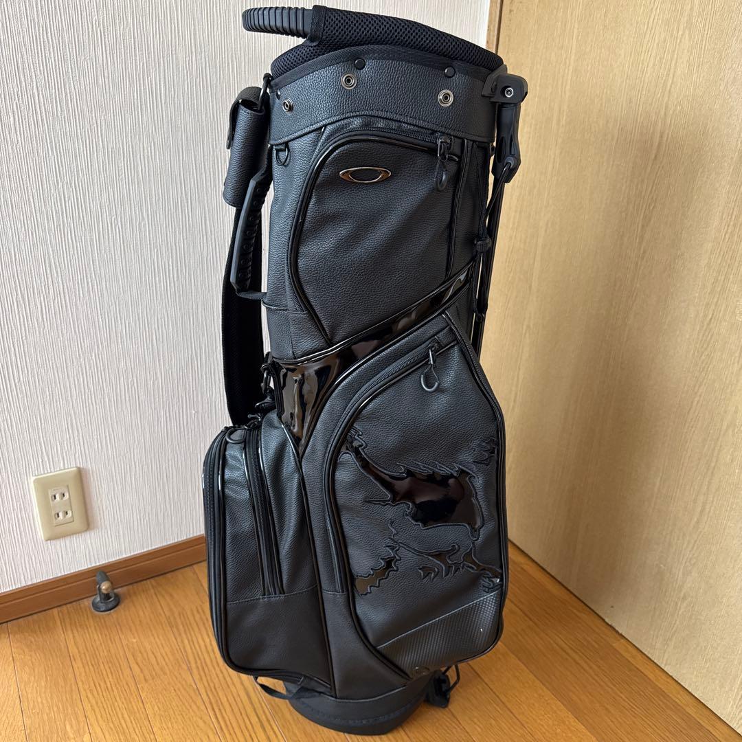 虚弱体質　オークリー　スカルキャディーバック