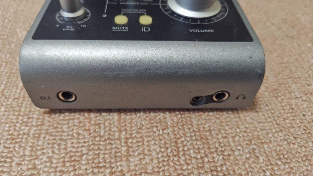 パ*ロ様 Audient iD4 オーディオインターフェイス