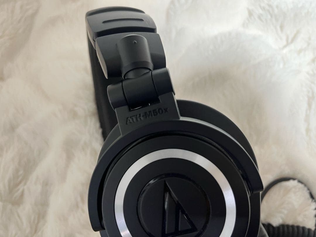 ヘッドホン audio-technica ATH-M50X