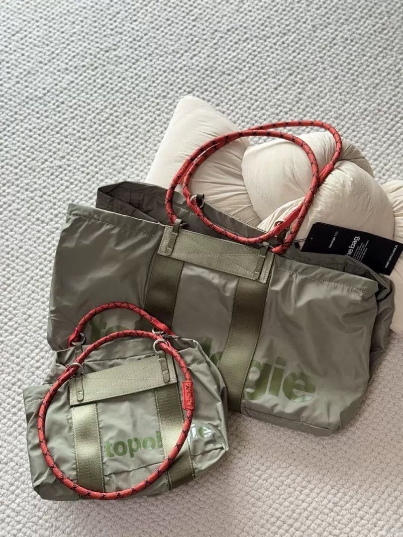 topologie Duffle Small オリーブグリーン　ストラップ付き