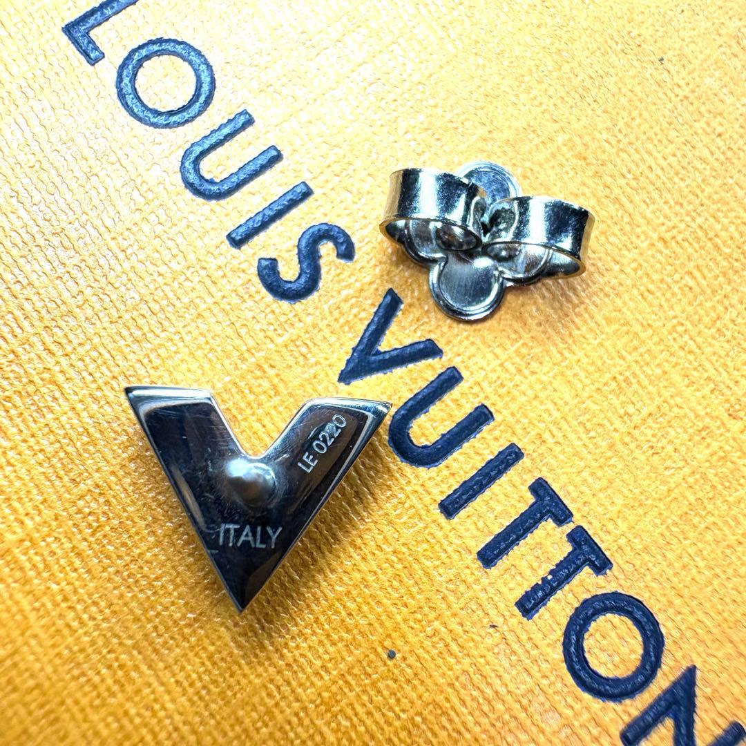 ［極美品］LOUIS VUITTON エセンシャルV 片方のみ