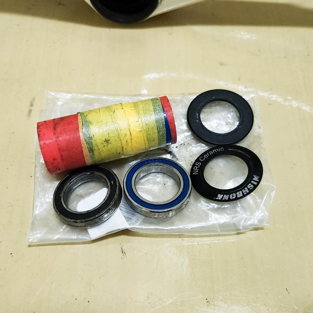 TREK EMONDA SL5 ロードバイク カーボンフレーム ホワイト