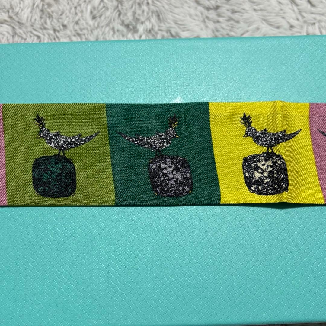 ティファニー　Tiffany バード　オン　ア　ロック　リボンスカーフ