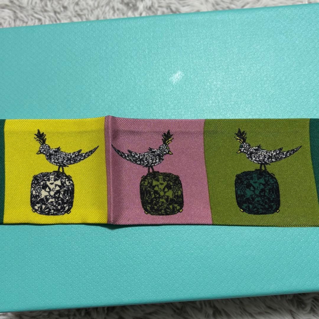 ティファニー　Tiffany バード　オン　ア　ロック　リボンスカーフ