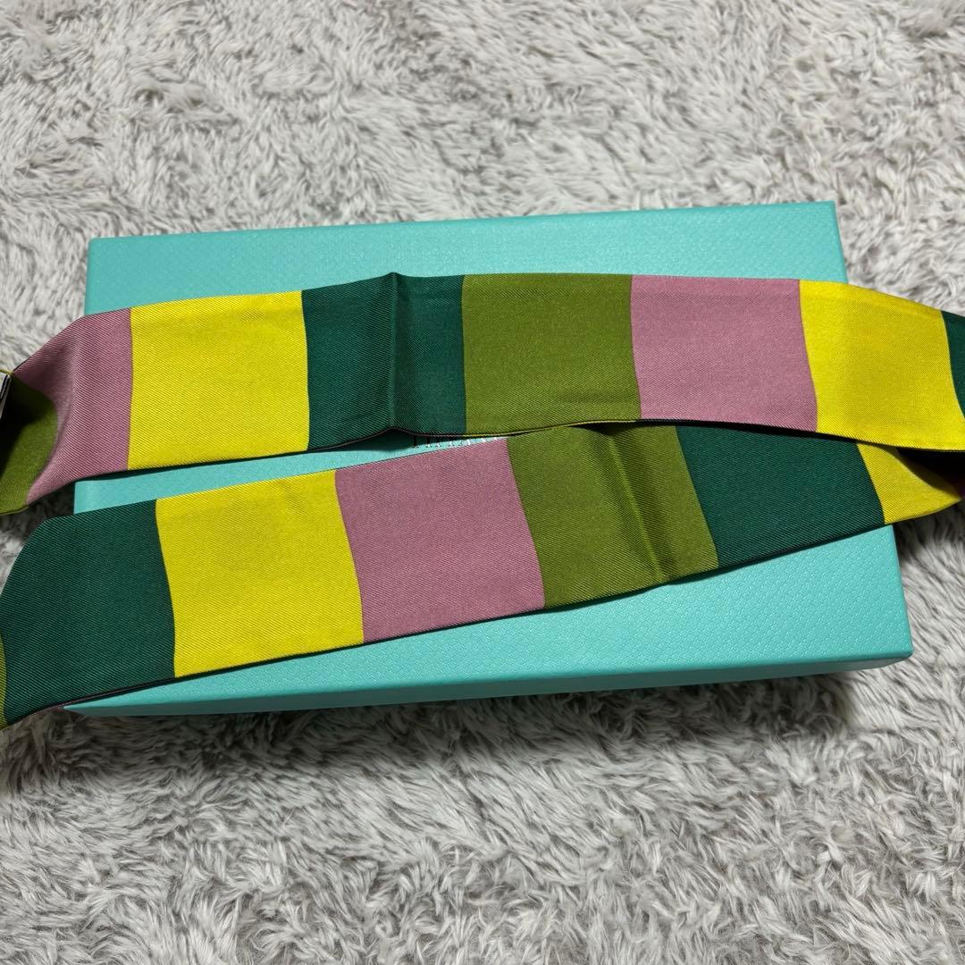 ティファニー　Tiffany バード　オン　ア　ロック　リボンスカーフ