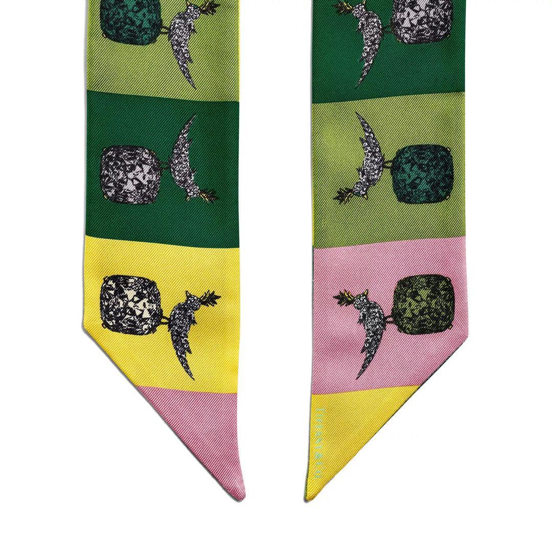 ティファニー　Tiffany バード　オン　ア　ロック　リボンスカーフ