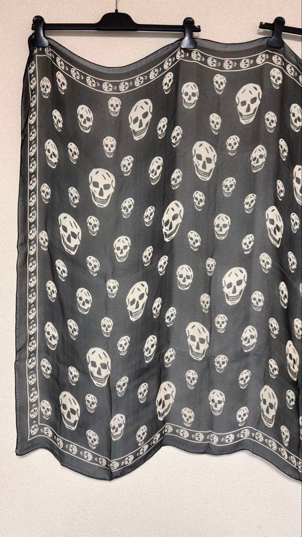 わ*様 Alexander McQueenスカル シルクスカーフ ストール ヴ