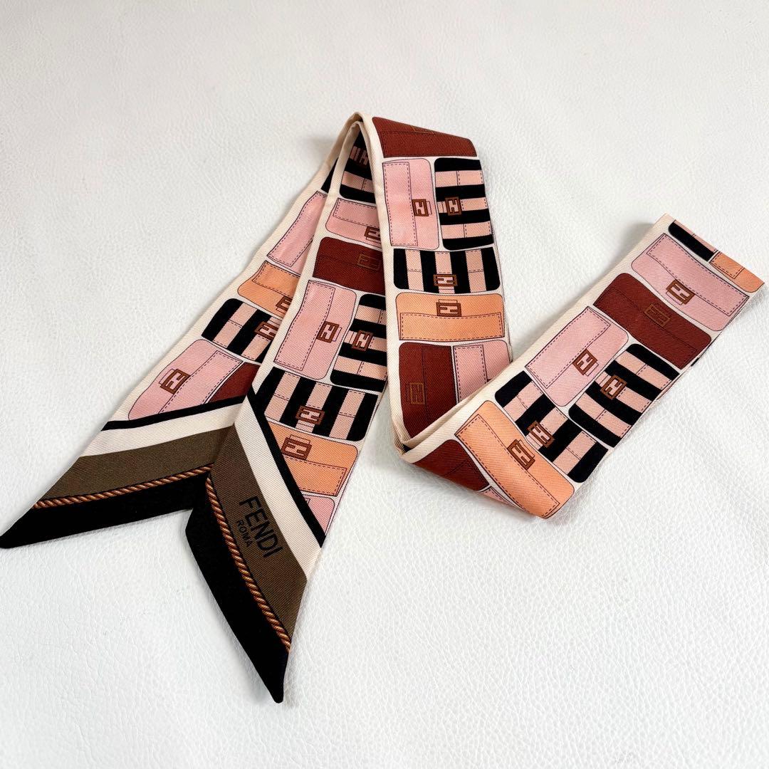 【美品】【フェンディ】ラッピー マンマバケット柄 リボンスカーフ FF ロゴ