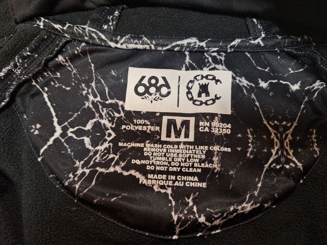 686 CROOKS&CASTLES コラボ 撥水パーカー　スノボウェア M