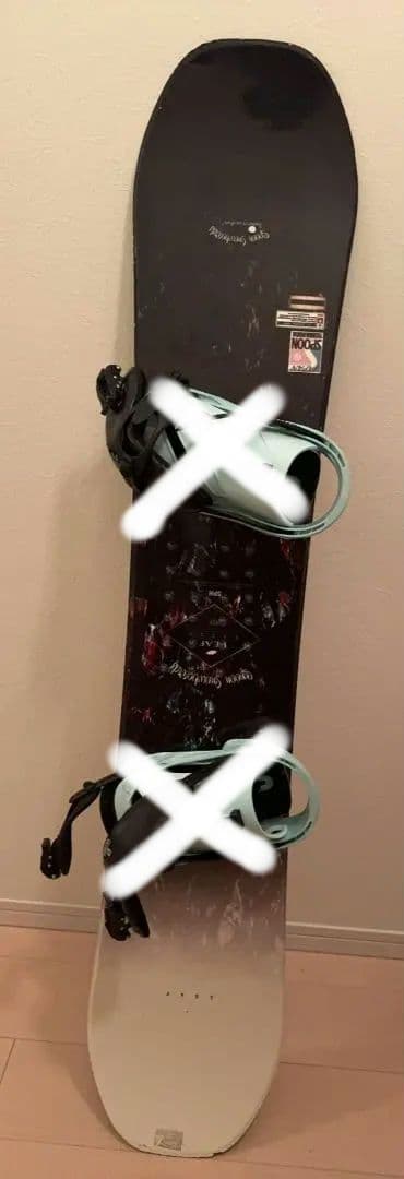 中古品！スノーボード Spoon　１4２＋SALOMONビンディング付き