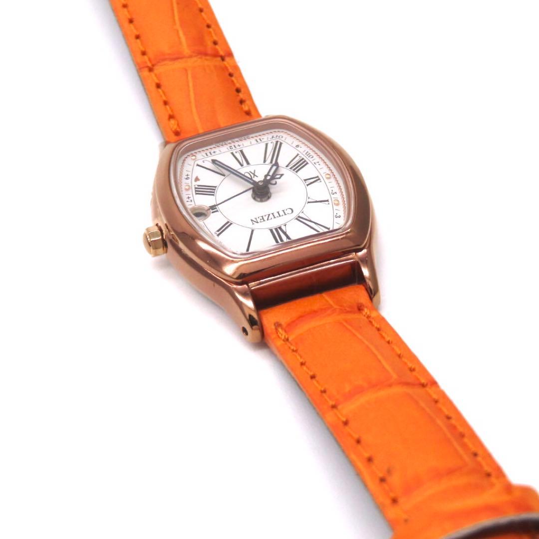 美品 ES9352 05B クロスシー 電波ソーラー シチズン 時計 トノー