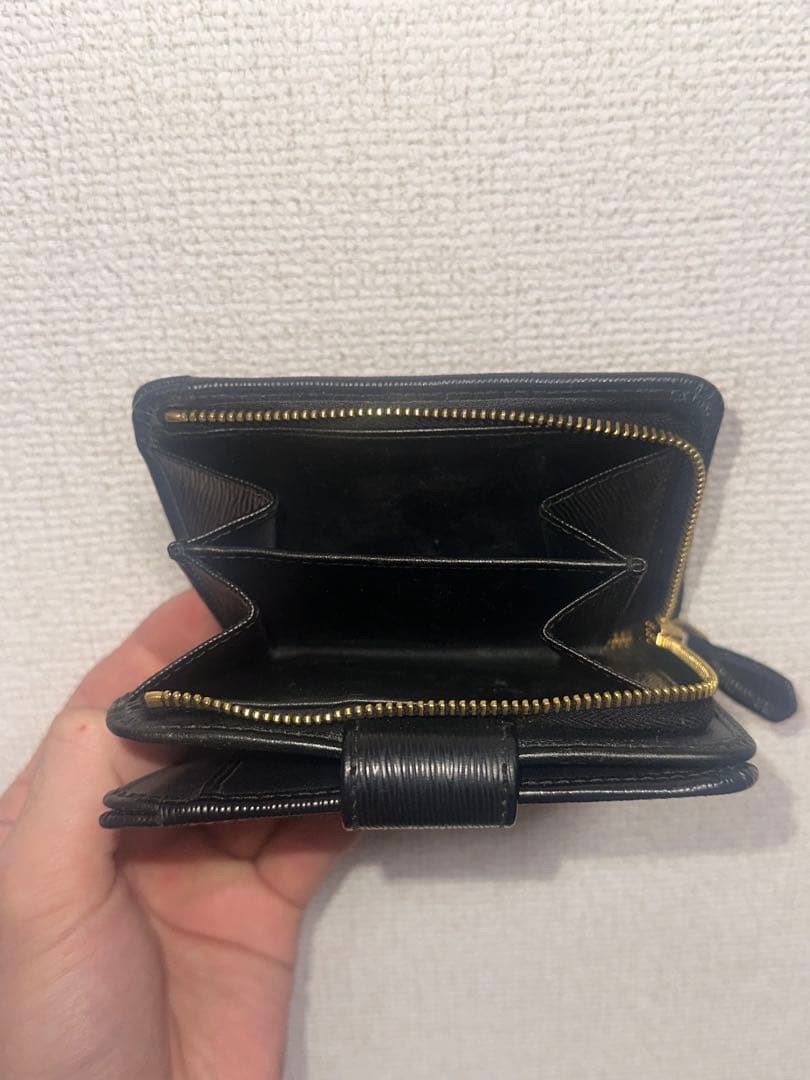 PRADA サフィアーノ二つ折り財布 ブラック