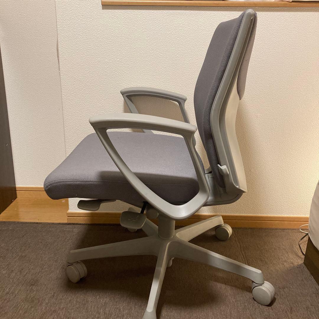 OKAMURA グレーメッシュチェア