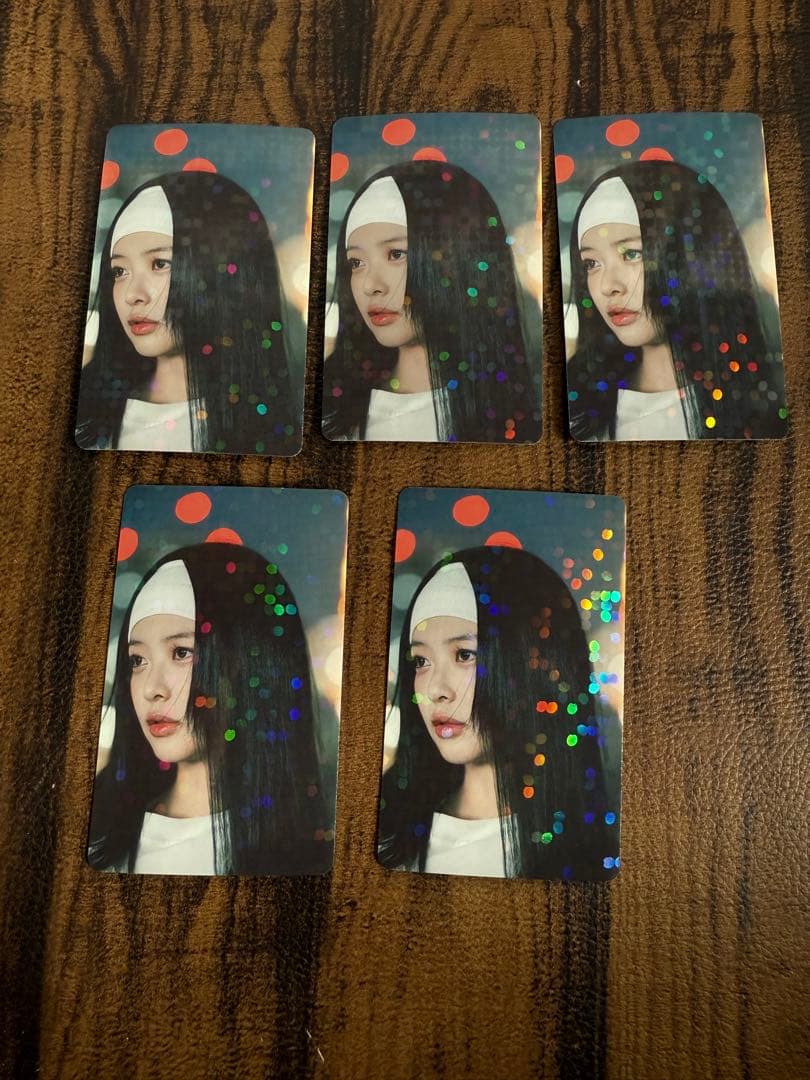 newjeans weverse 2周年 特典　supernatural ハニ