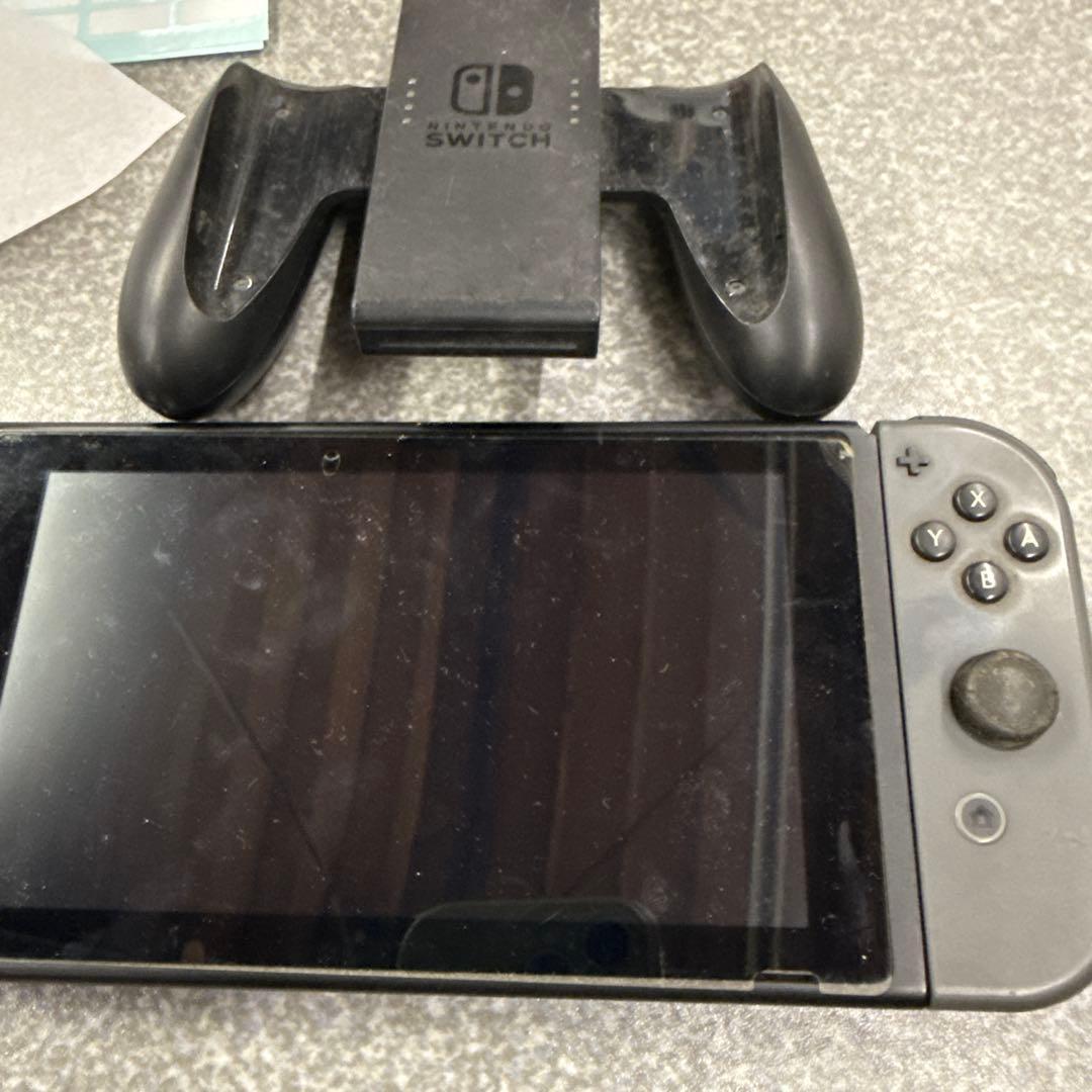 付属品なしNintendo Switch グレー 本体左なし