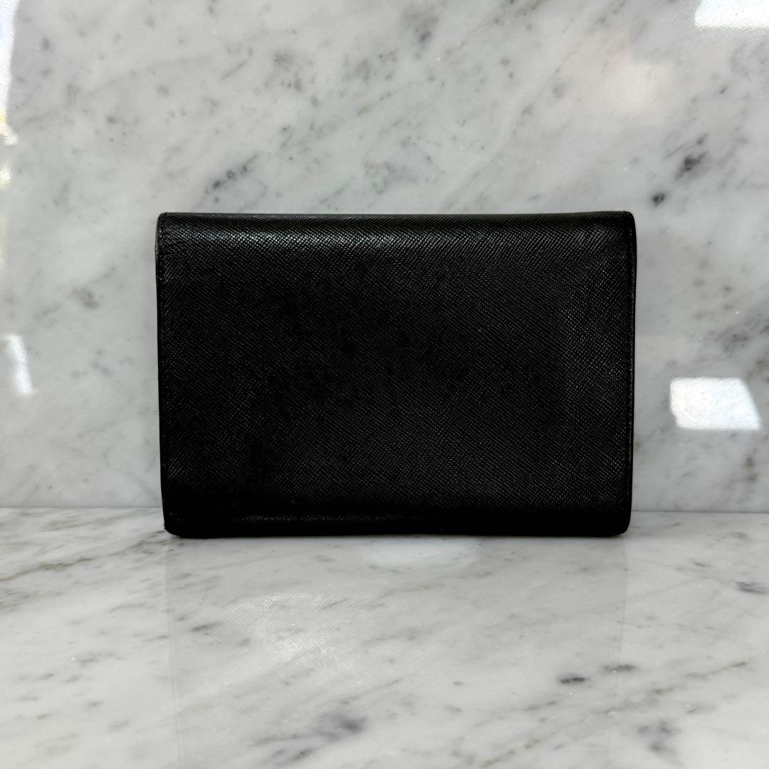 PRADA プラダ 三つ折財布 ブラック 黒 サフィアーノ トライアングル