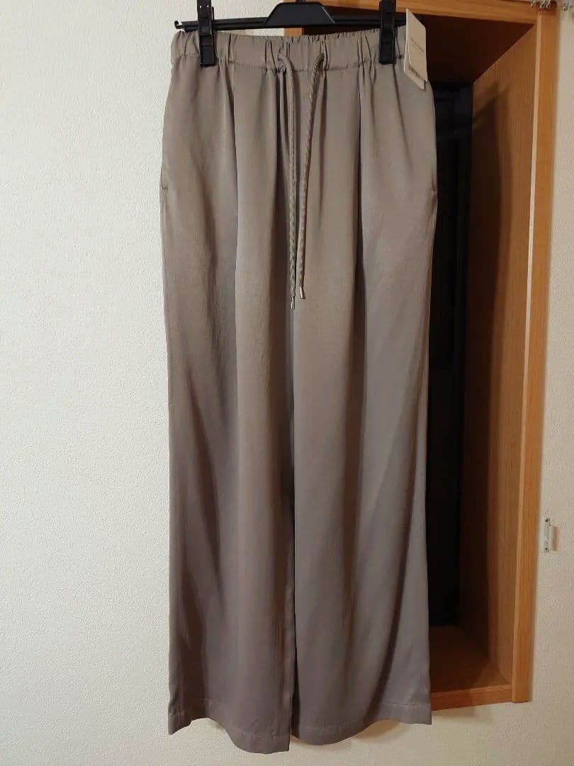 Spick & Span サテンイージーパンツ 38