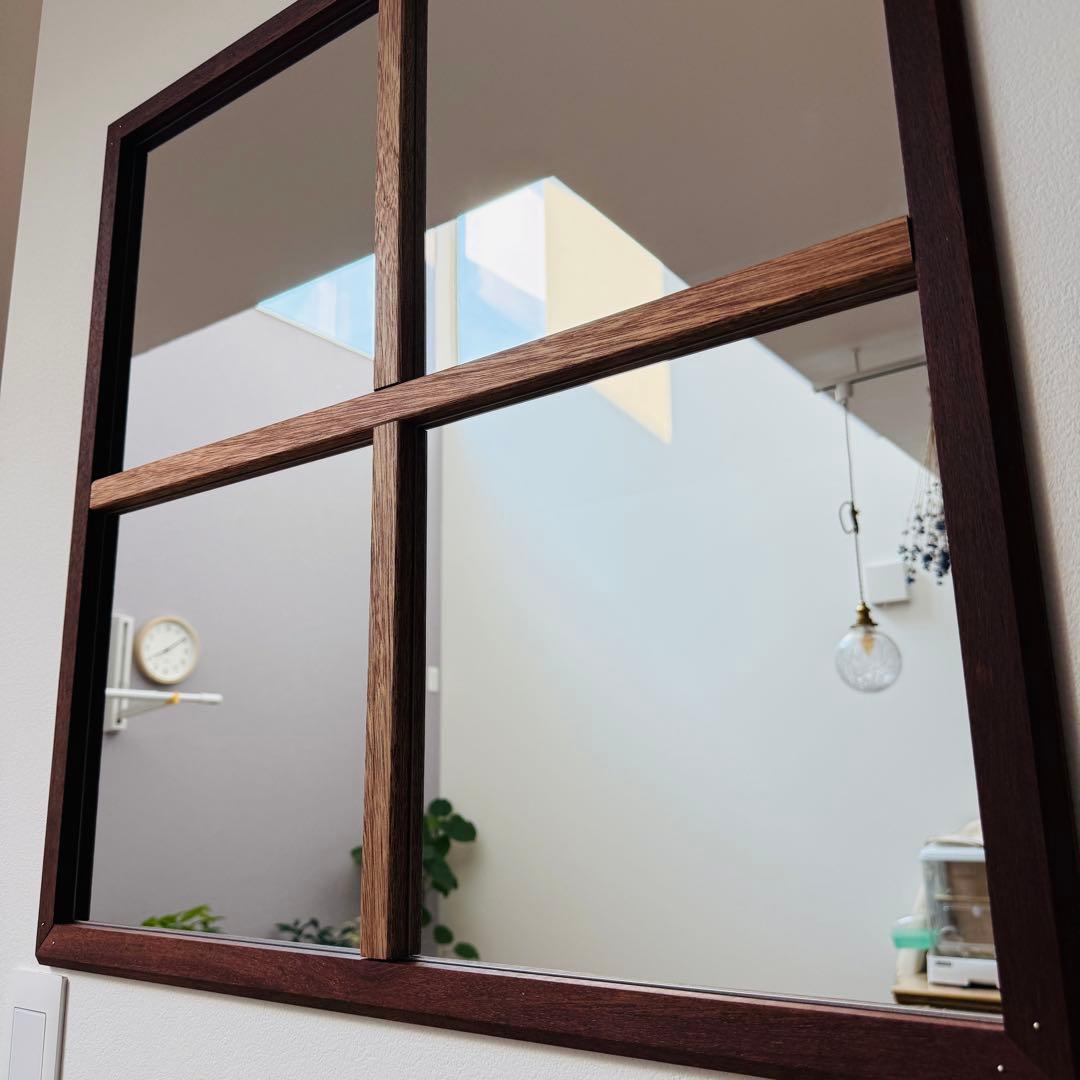 貼り付けミラー用フレーム/ブロドロン