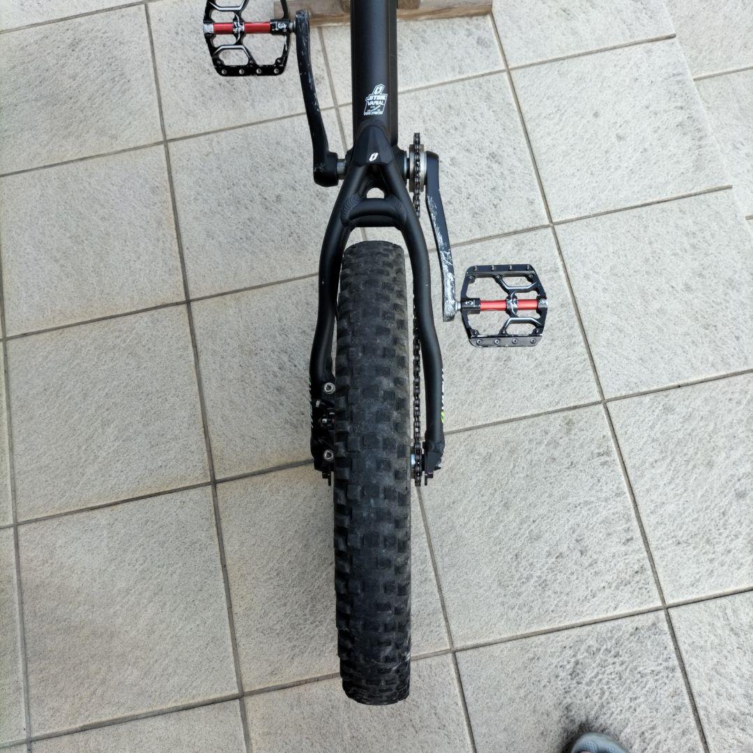 自転車本体 JITSIE VARIAL20