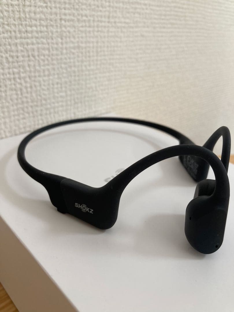 SHOKZ OPENRUN 骨伝導イヤホン オープンイヤー
