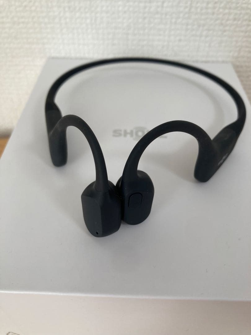 SHOKZ OPENRUN 骨伝導イヤホン オープンイヤー