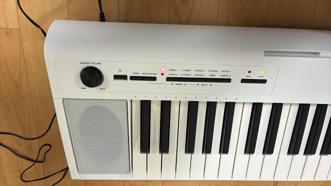 ヤマハ YAMAHA 電子キーボード piaggero ホワイト NP-32WH