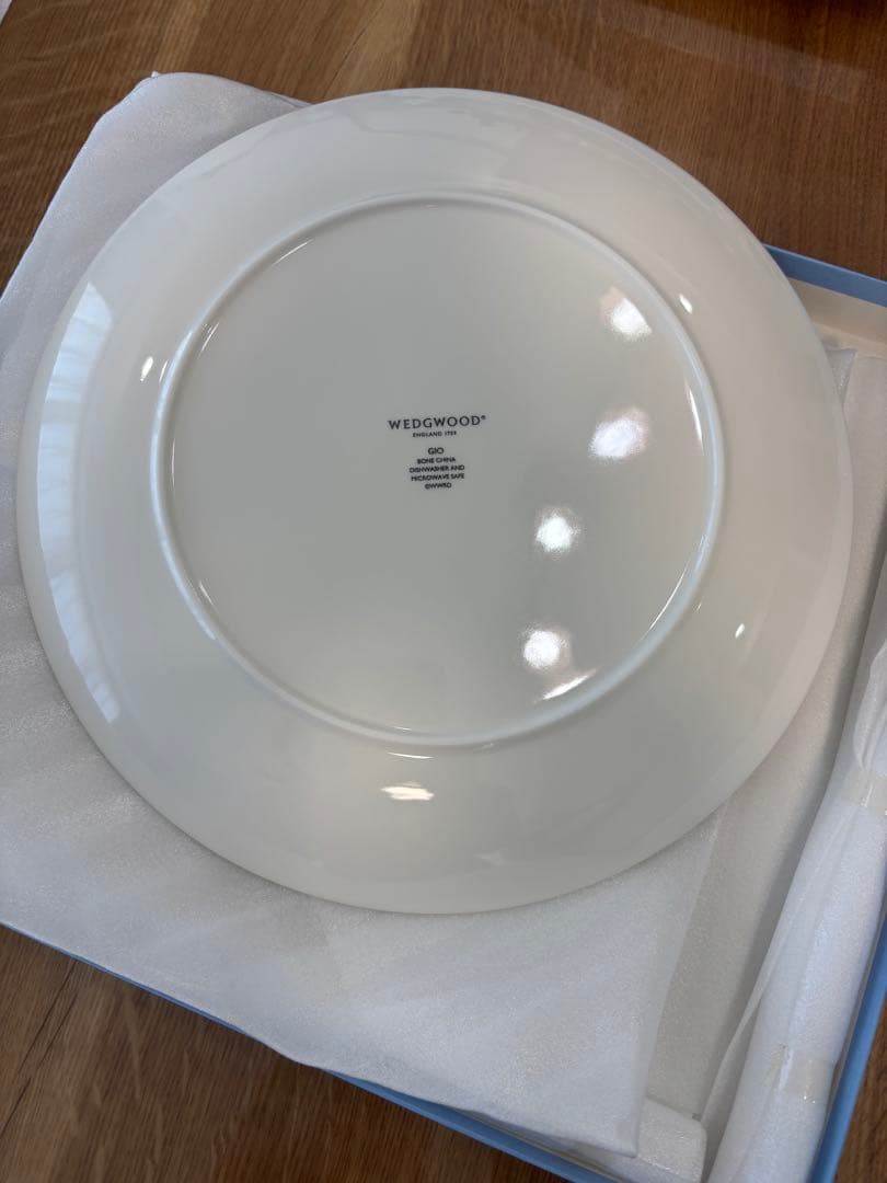 ウェッジウッド　プレート2枚、ボウル2枚、スプーン、フォークセット