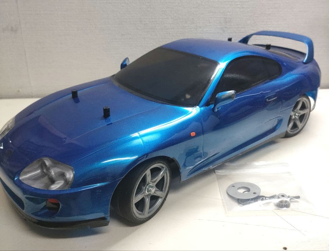 タミヤBT-01シャーシ、オプション装備車、スープラボディ