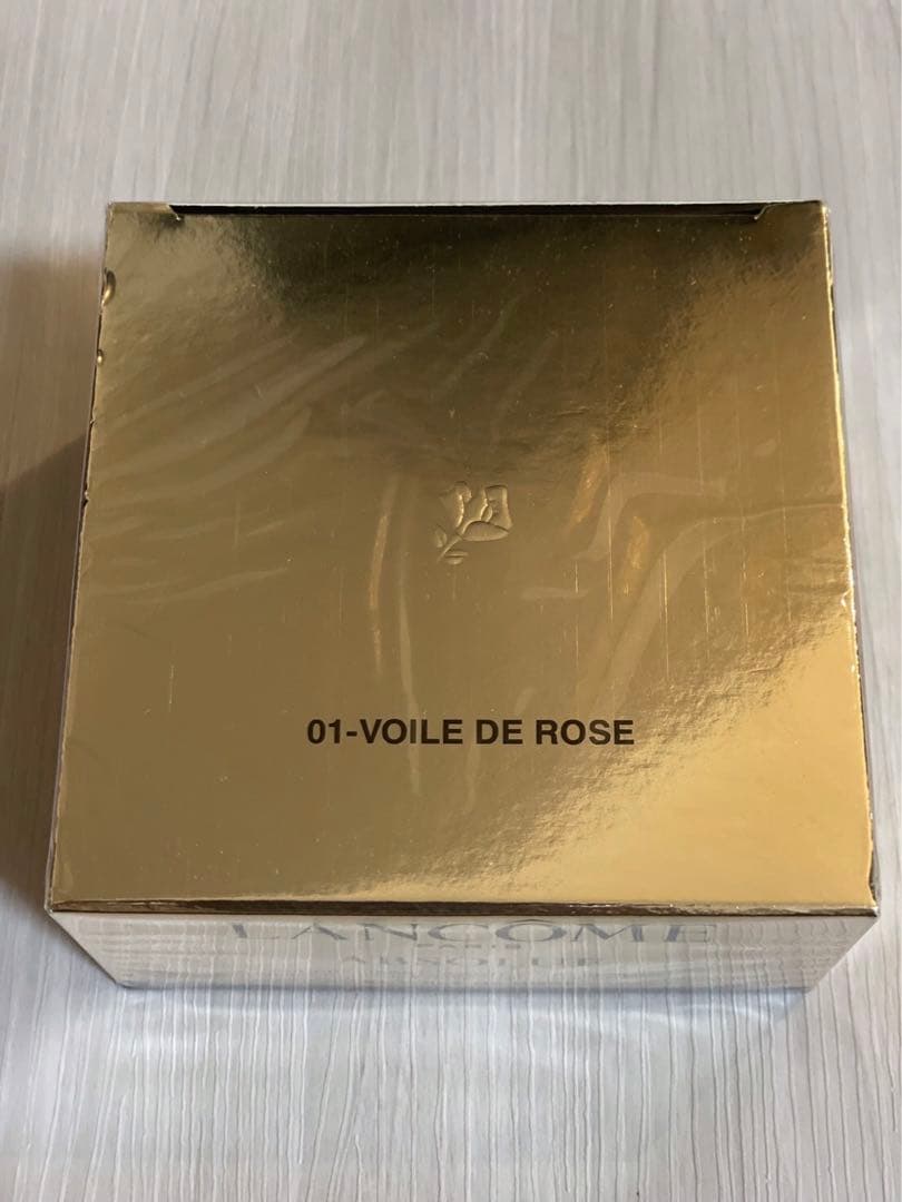 アプソリュ エッセンス　イン　パウダー