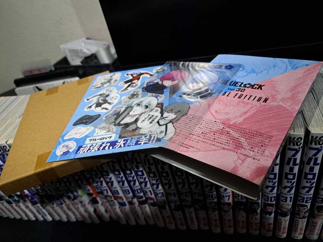ブルーロック全巻セット 1〜36巻　エピソード凪1〜5巻　特装版付き