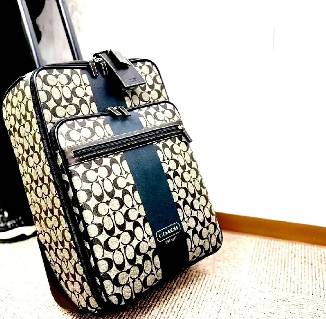 【新品　未使用】COACH キャリーバッグ　キャリーケース