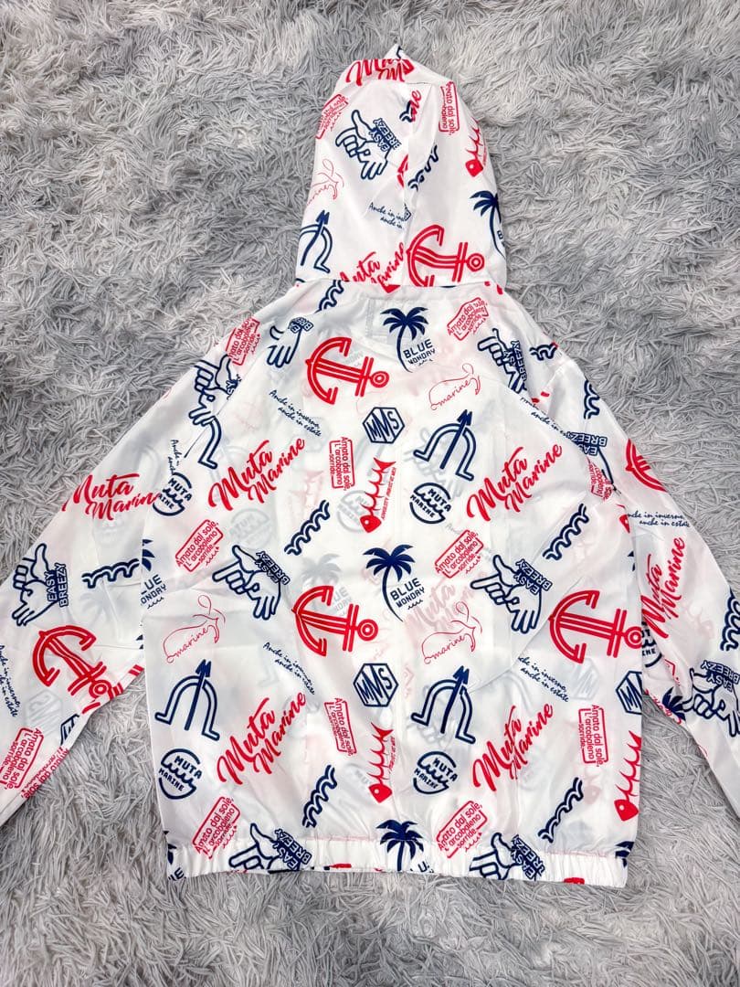 muta MARINE ランダムロゴ セットアップ