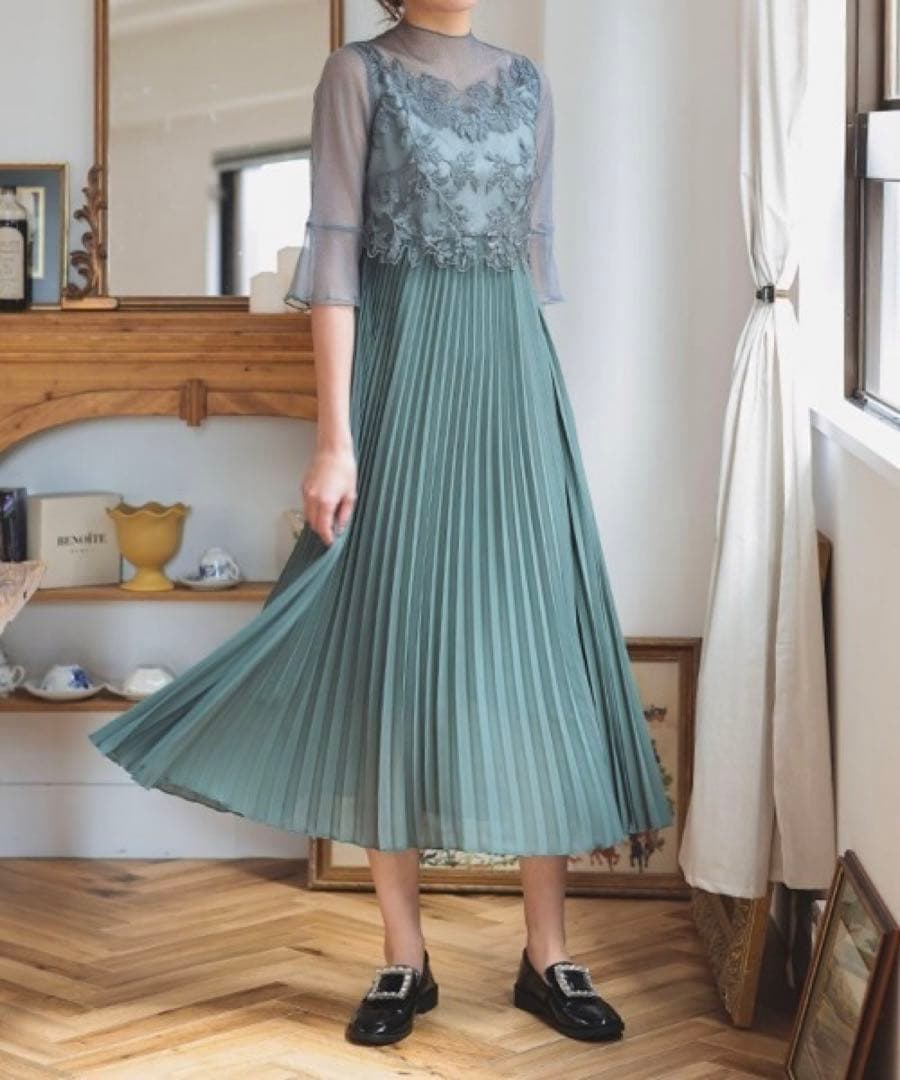 ドリードール メロースリーブ×プリーツドレス　ライトカーキ　グリーン　ミント　緑