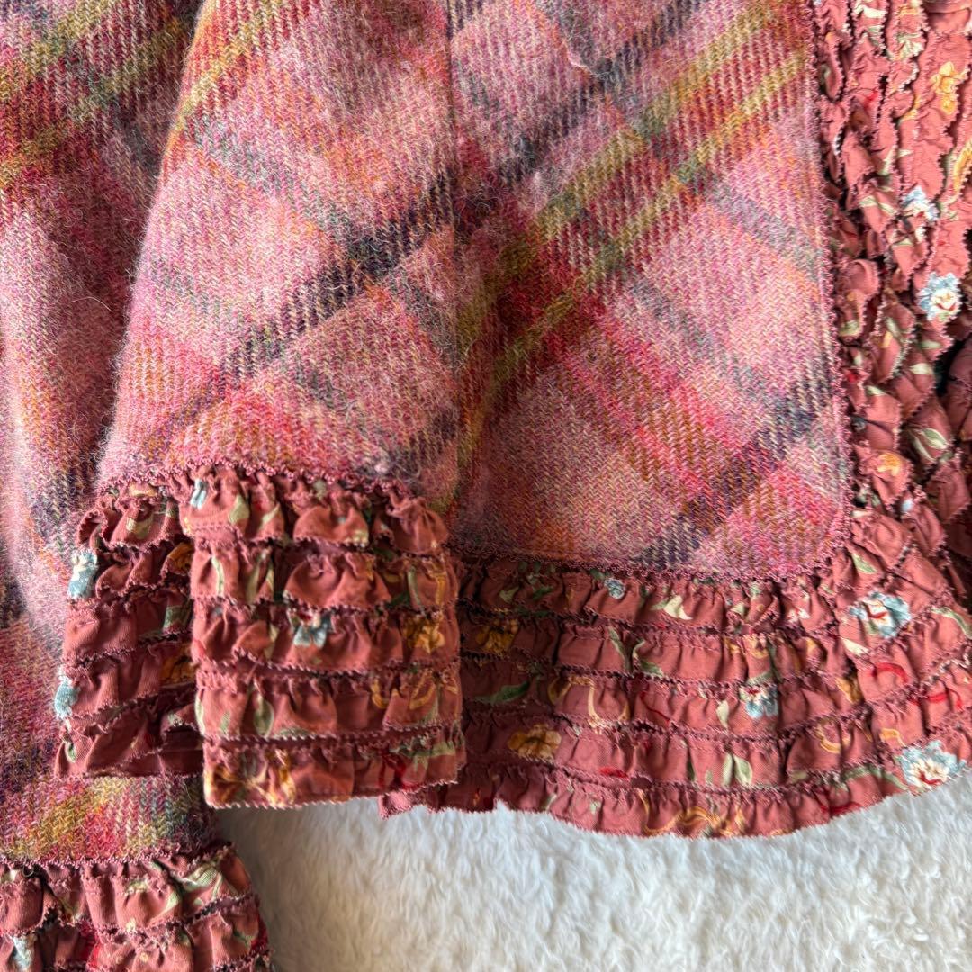 カネコイサオ ノーカラージャケット チェック ピコフリル 裏地キルティングウール