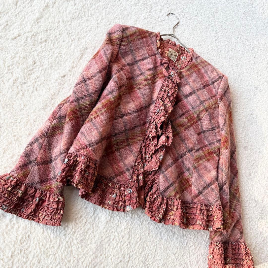 カネコイサオ ノーカラージャケット チェック ピコフリル 裏地キルティングウール