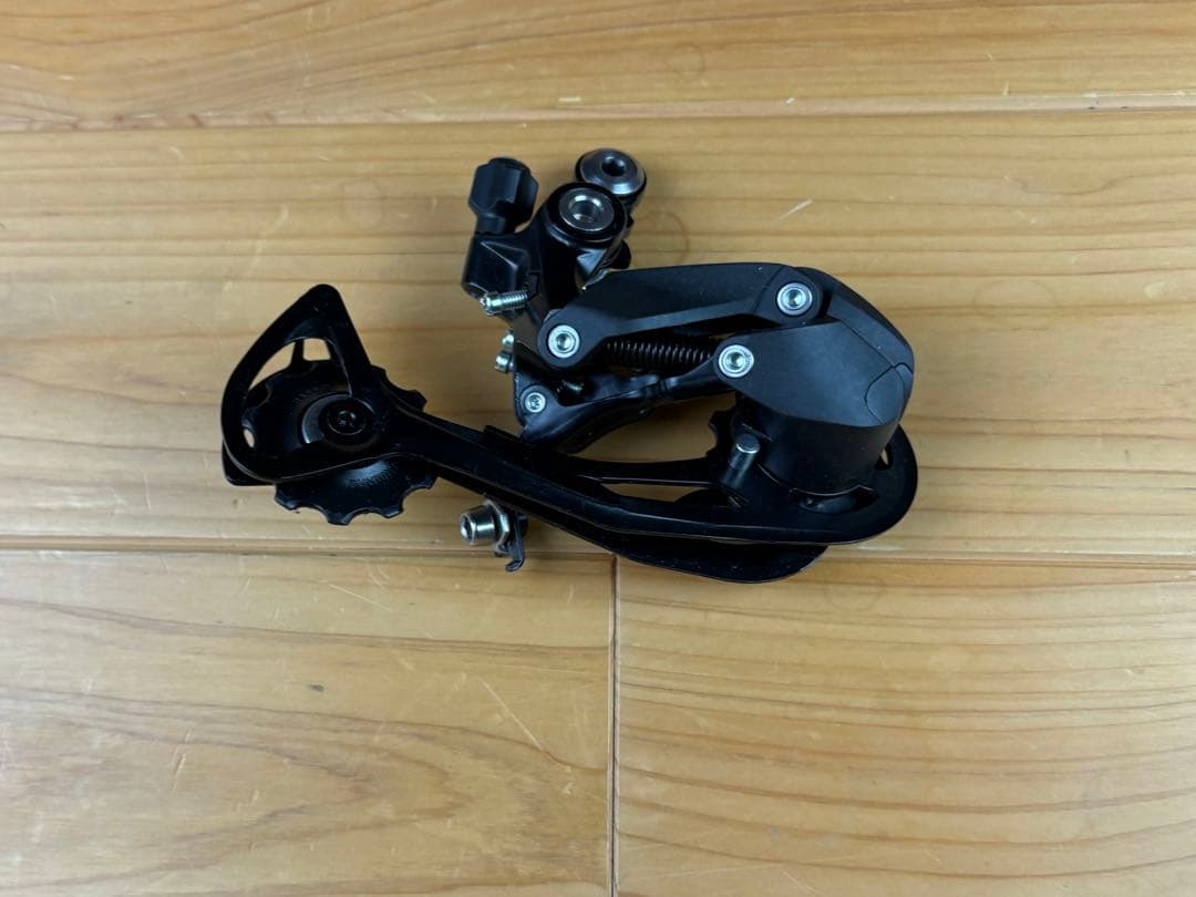 シマノ　アリビオ、ソラ混成 クランクセット