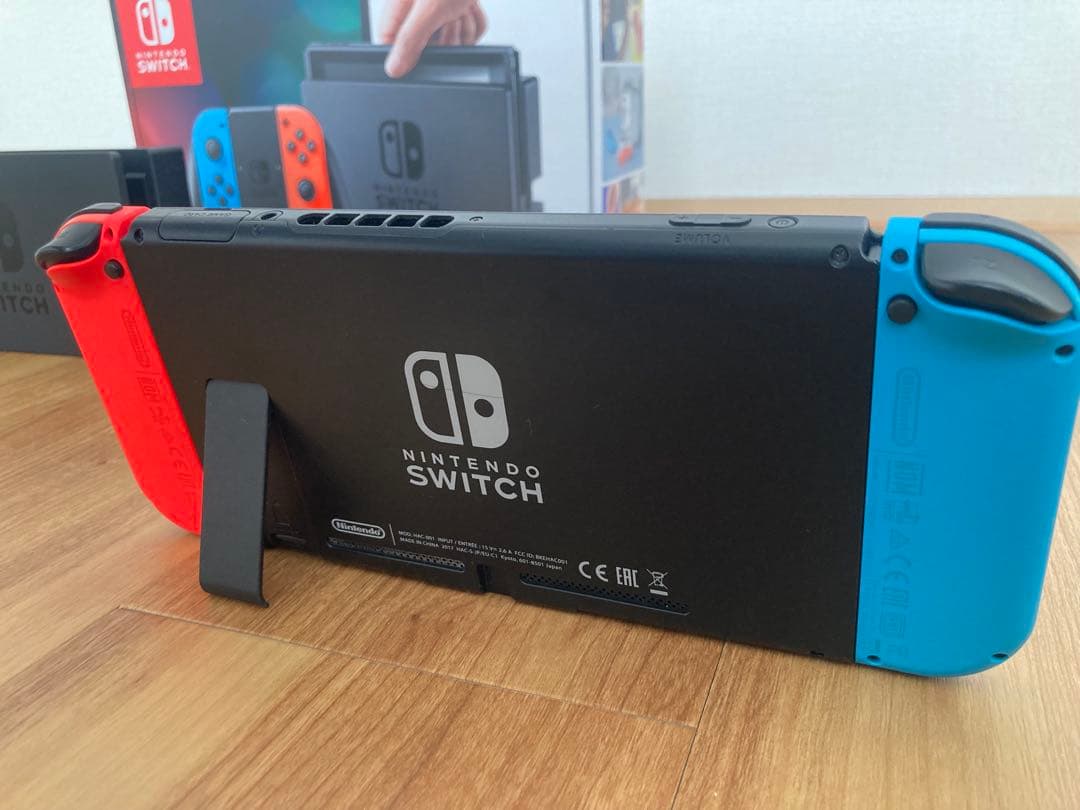 Nintendo Switch 本体 青/赤