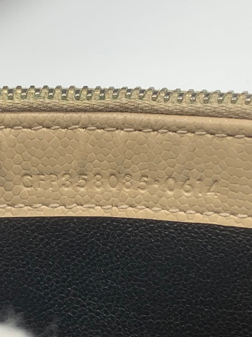 イヴサンローラン 長財布 二つ折りロングレザーウォレット レディース 表記無