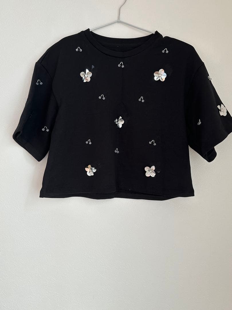 【LOULOU WILLOUGHBY】スパンコールＴシャツ　ブラック