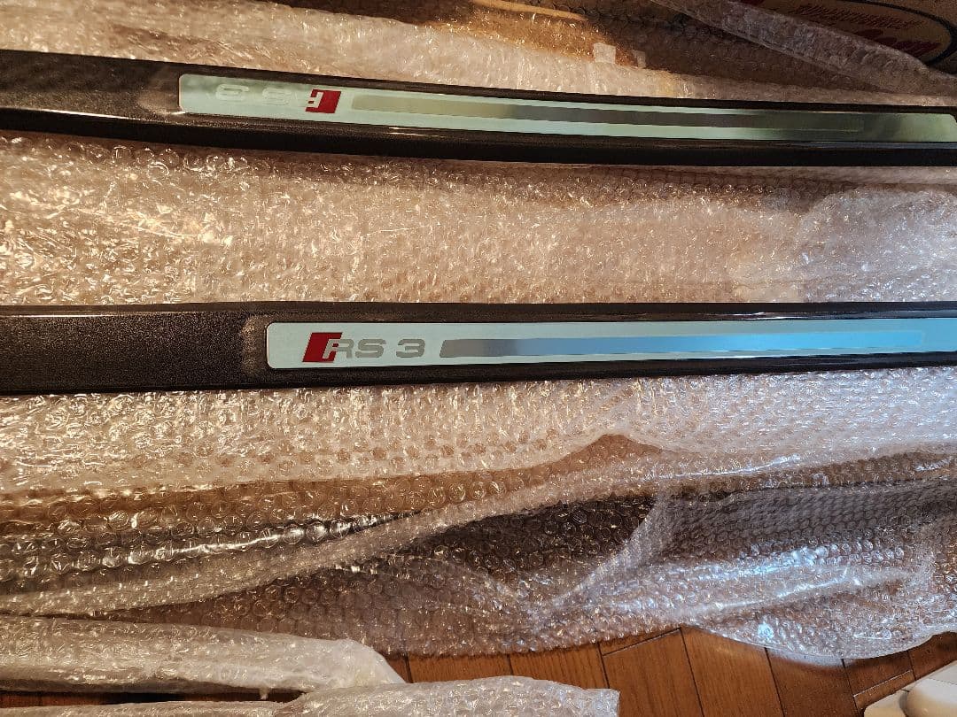 AUDI純正　スカッフプレート　ドイツ製　8P後期型　RS3/S3/A3