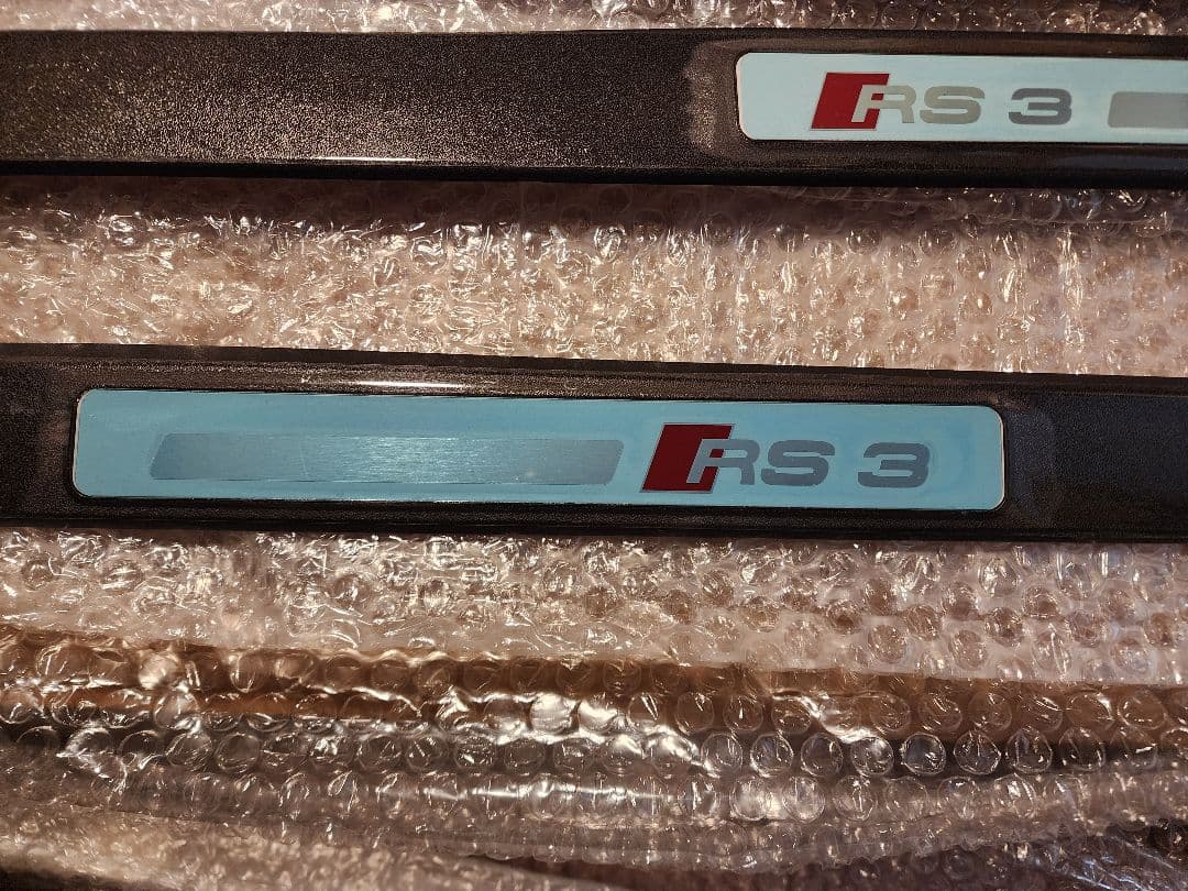 AUDI純正　スカッフプレート　ドイツ製　8P後期型　RS3/S3/A3