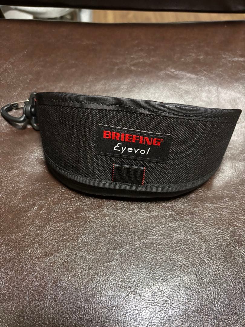 BRIEFING Eyevol ブラックサングラス ケース付き