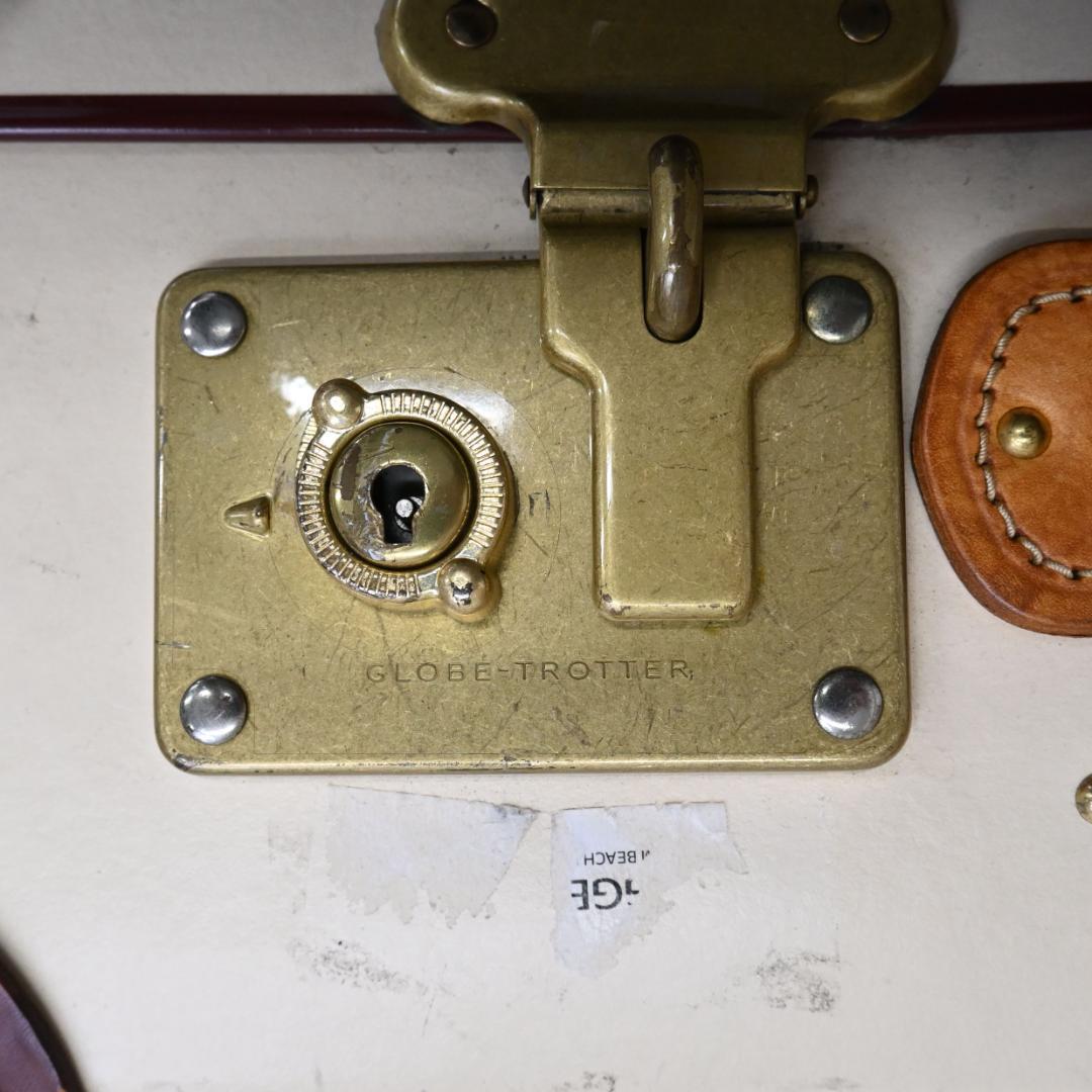 ■ □ 44414★年 グローブトロッター キャリーバッグ サファリコレクション