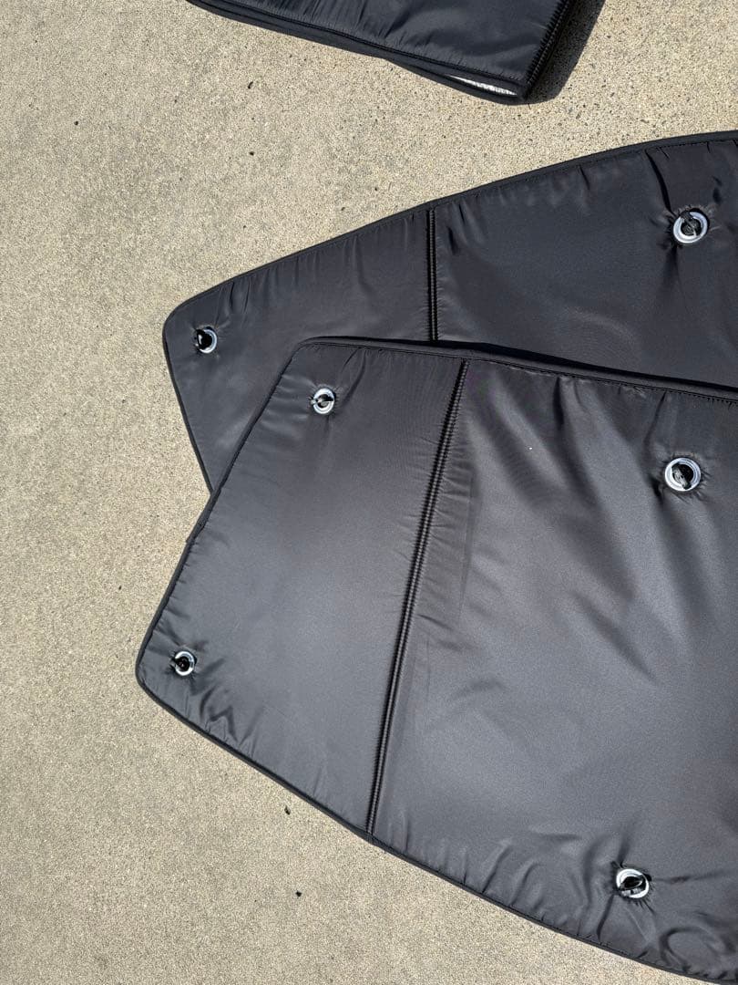 趣味職人　200 ハイエース　フロント3面　カーテン プライバシー サンシェード