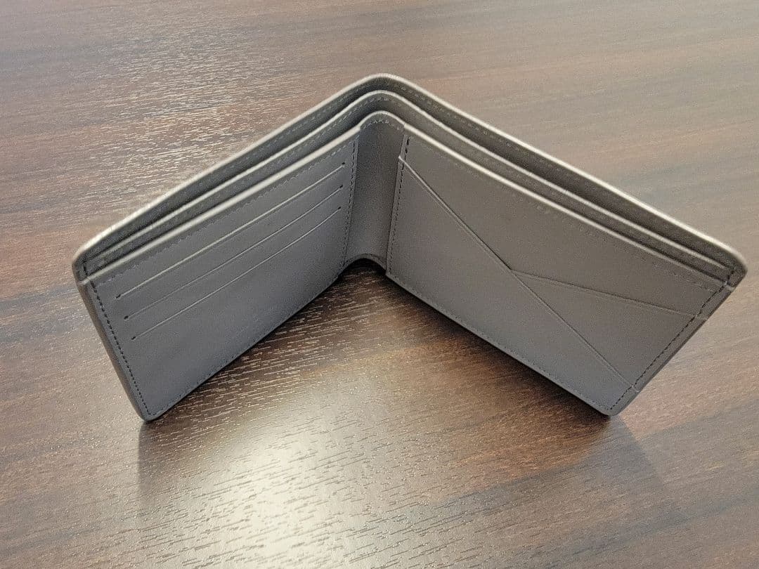 Louis Vuitton グレー 二つ折り財布