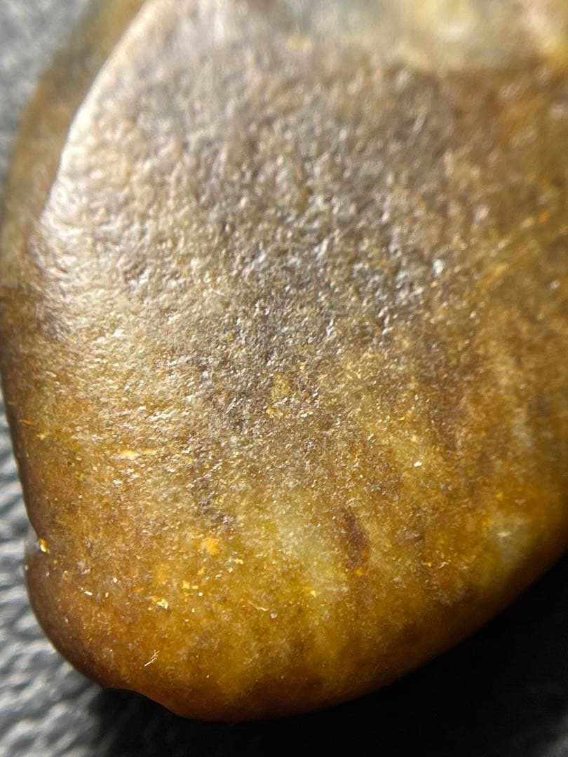 本物！貴重な手彫り和田玉ペンダント★籽料証明書つき