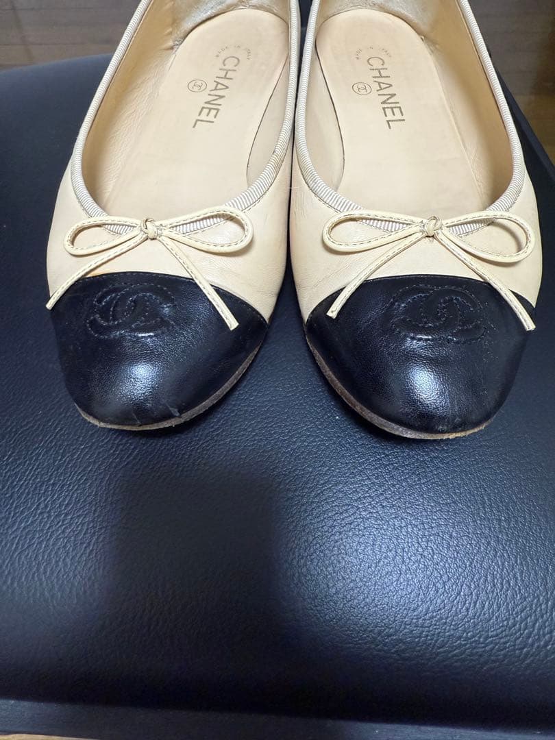 再出品⭐︎格安出品⭐︎CHANELシャネルバレリーナ ベージュ & ブラック38.5