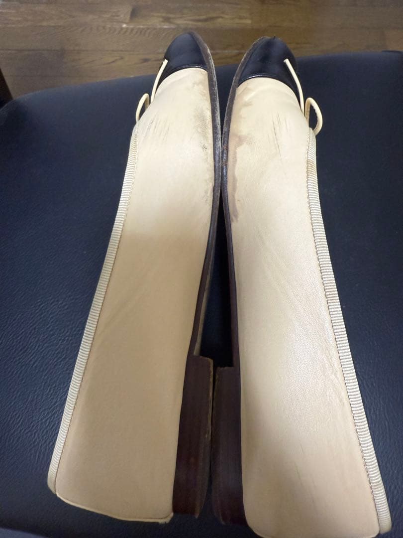 再出品⭐︎格安出品⭐︎CHANELシャネルバレリーナ ベージュ & ブラック38.5