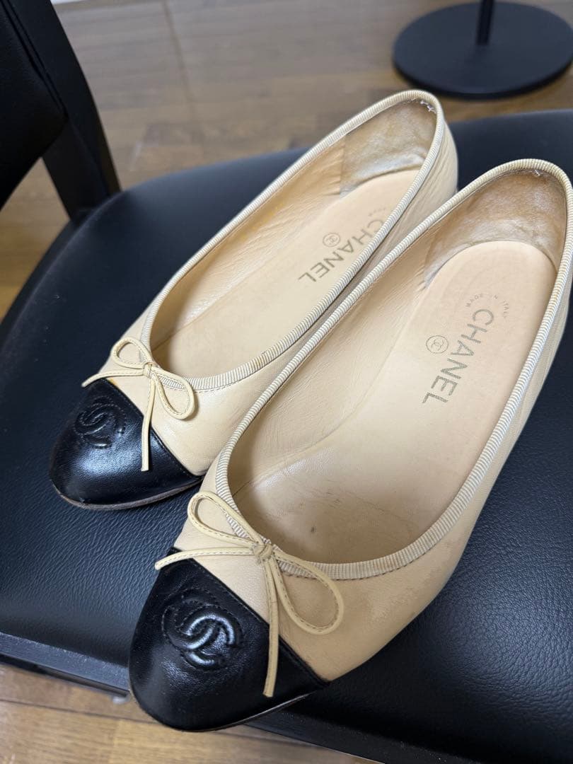 再出品⭐︎格安出品⭐︎CHANELシャネルバレリーナ ベージュ & ブラック38.5